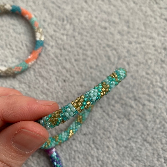 Beaded bracelet set - Picture 2 of 4